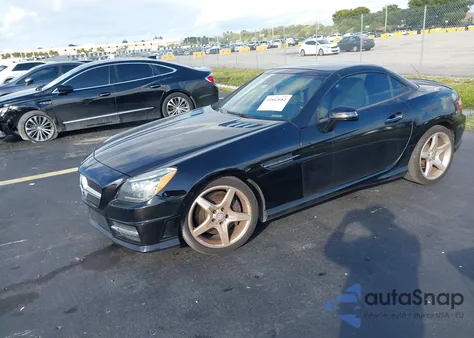 2016 Mercedes-Benz Slk 300 из США, поврежденный, VIN WDDPK3JA4GF121824